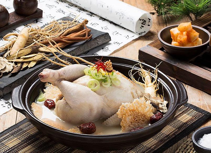 食譜分享｜立春時分必備：栗子人蔘雞湯